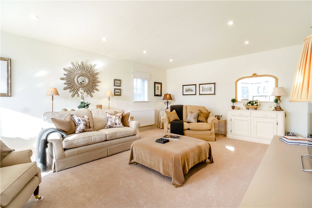 4 bedroom house, Palace Road, Ripon HG4 - Available