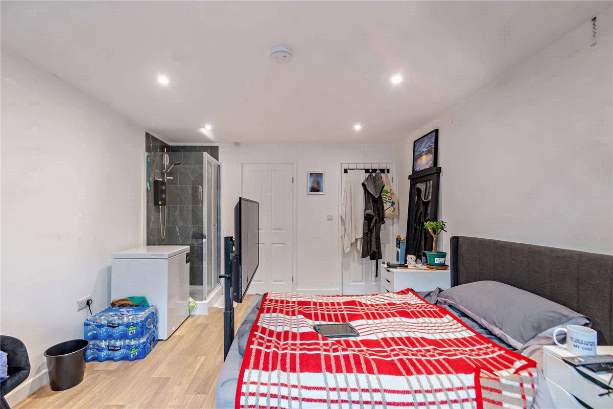 6 bedroom house, Calcutt, Near Knaresborough HG5 - Available