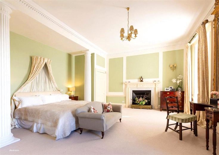 166 acres House, Ripley Castle, Ripley HG3 - Available