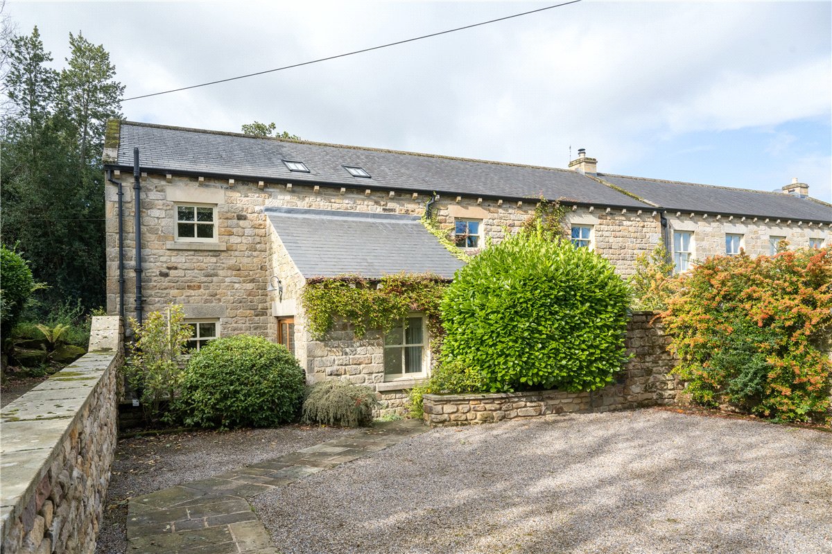 5 bedroom house, Felliscliffe, Near Harrogate HG3 - Available