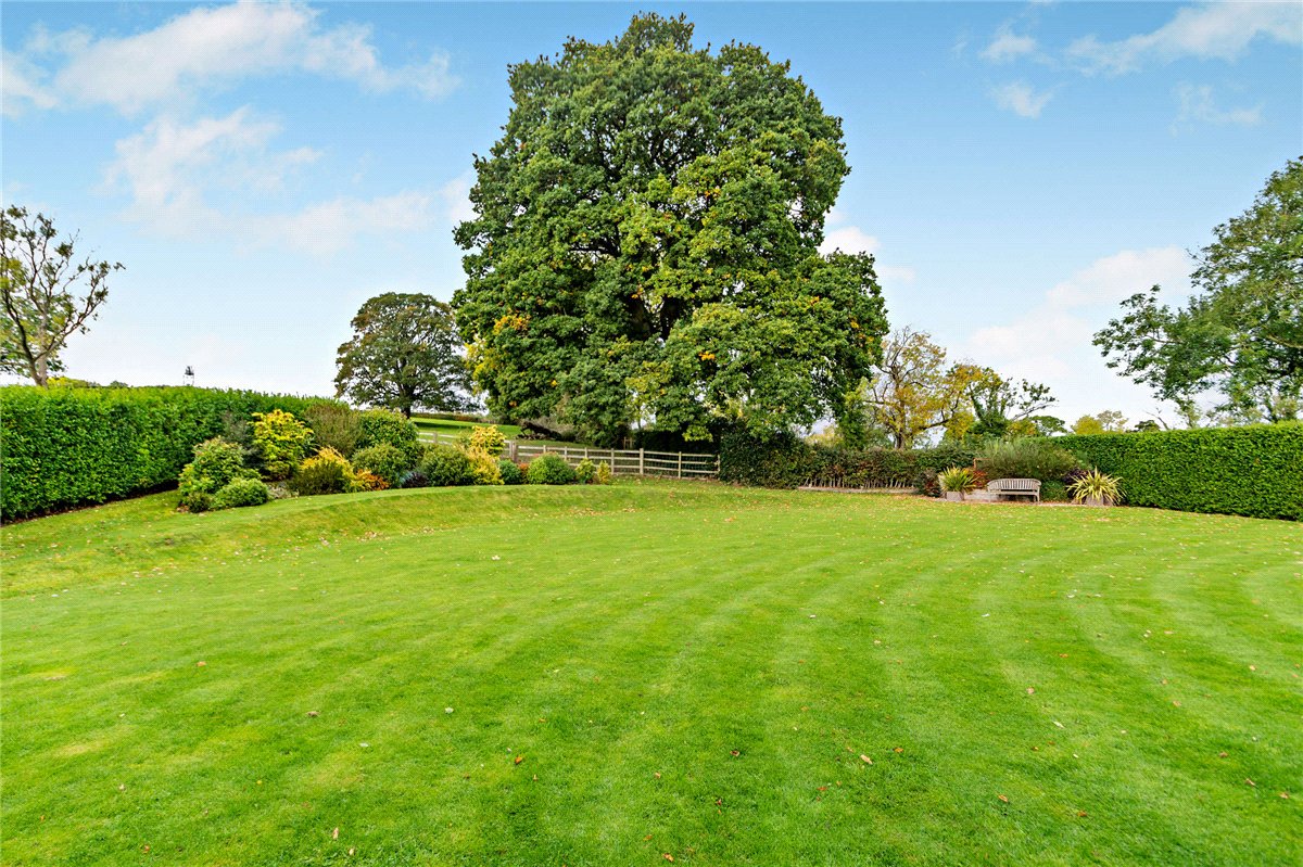 5 bedroom house, Main Street, Kirkby Malzeard HG4 - Available