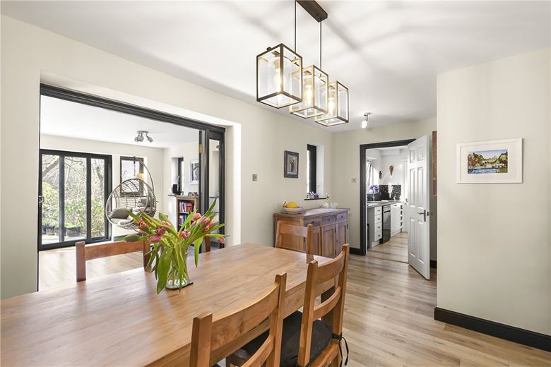 5 bedroom house, Oaklands, Westwood Drive LS29 - Available