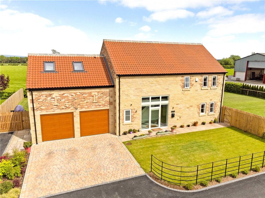 4 bedroom house, Marton Meadow, Marton le Moor HG4 - Available
