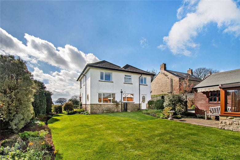 4 bedroom house, Merrybank Lane, Huby LS17 - Available