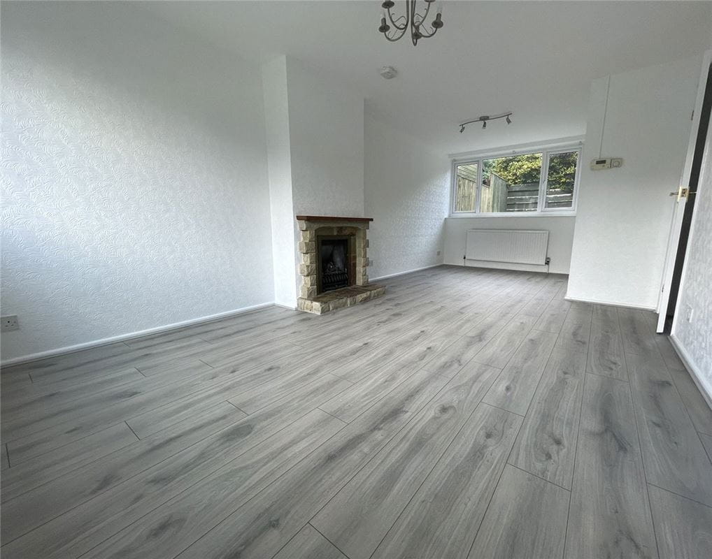 2 bedroom house, Church Street, Emley HD8