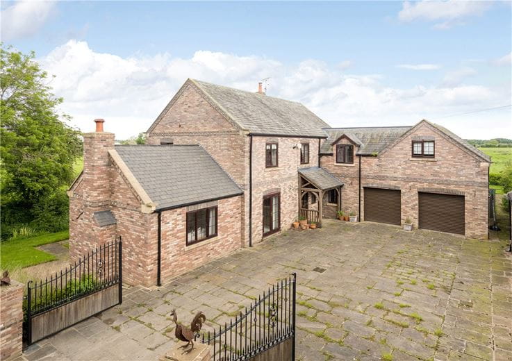 5 bedroom house, Pottery Lane, Littlethorpe HG4 - Sold