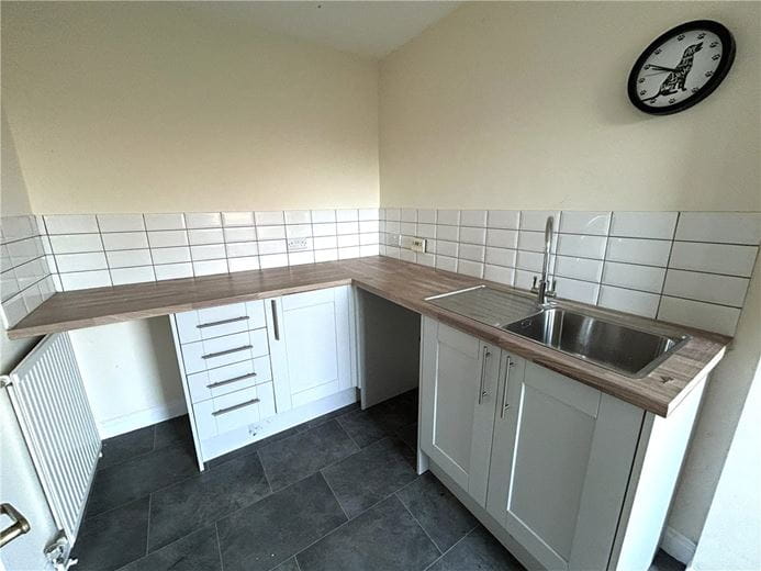 4 bedroom house, The Springs, Middleham DL8 - Available