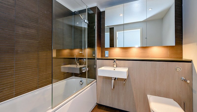 3 bedroom flat, Merchant Square East, London W2 - Available