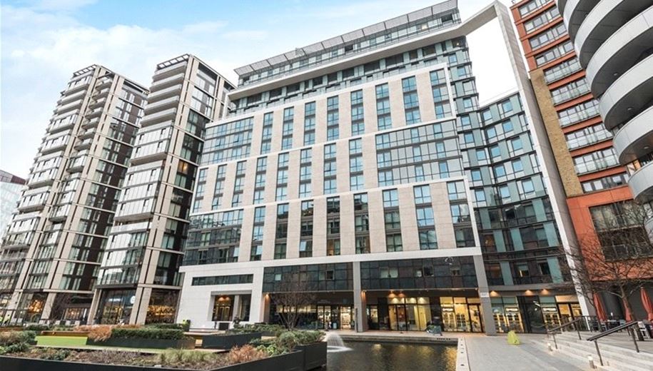 3 bedroom flat, Merchant Square East, London W2 - Available