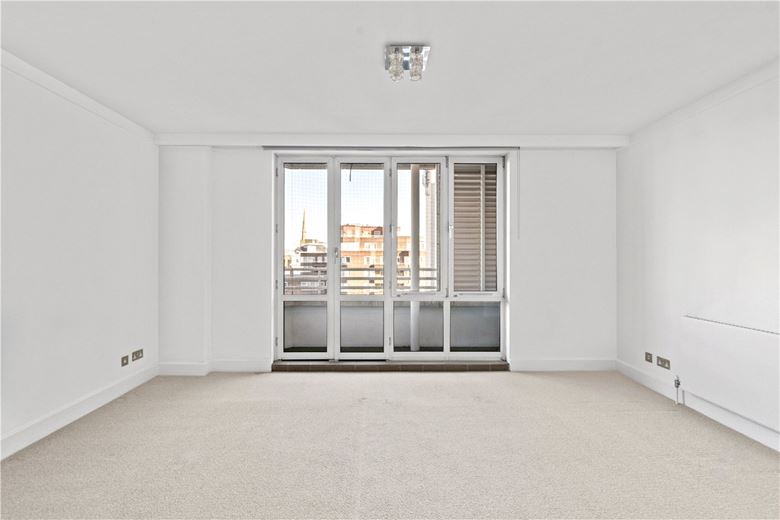 3 bedroom flat, Porchester Gate, Bayswater Road W2 - Available