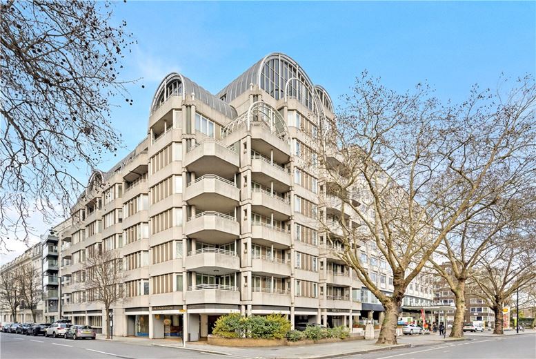 3 bedroom flat, Porchester Gate, Bayswater Road W2 - Available