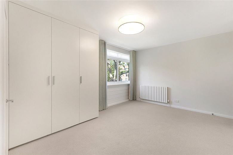4 bedroom house, Melbury Road, Holland Park W14 - Available