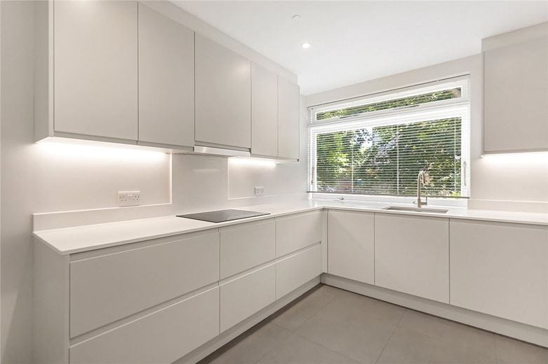 4 bedroom house, Melbury Road, Holland Park W14 - Available