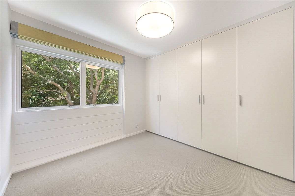 4 bedroom house, Melbury Road, Holland Park W14 - Available