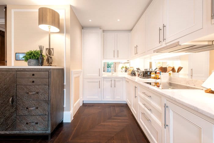 3 bedroom flat, Prince of Wales Terrace, London W8 - Available