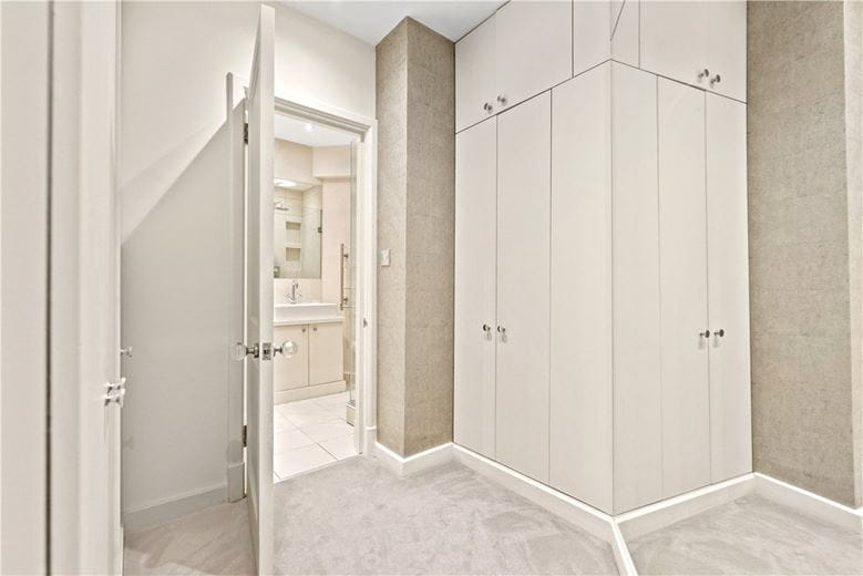 1 bedroom flat, Lennox Gardens, Knightsbridge SW1X - Available