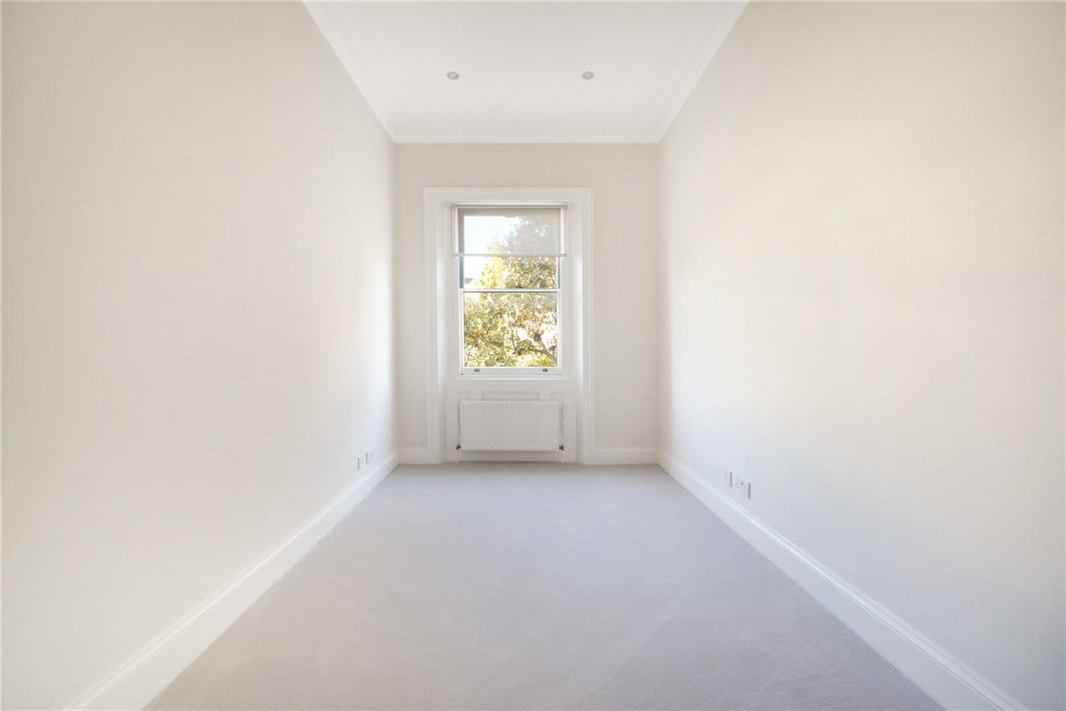 3 bedroom flat, Queens Gate, South Kensington SW7 - Available