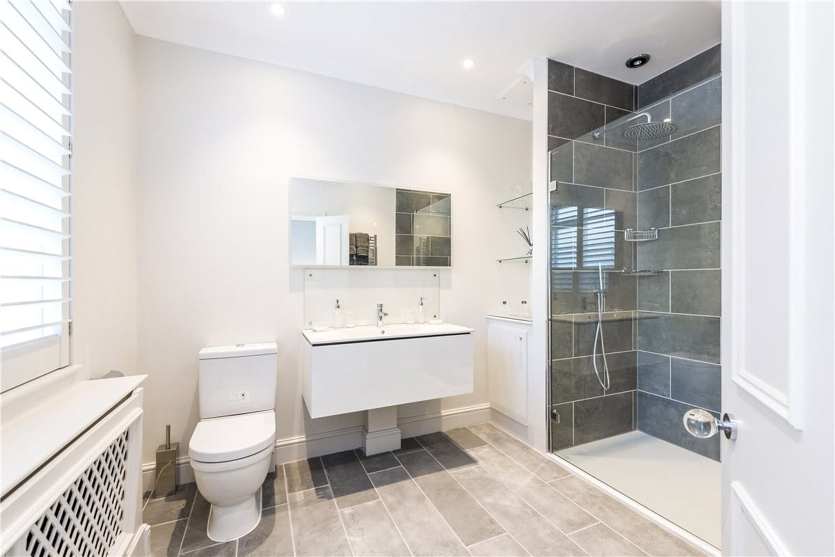 2 bedroom flat, Lennox Gardens, Knightsbridge SW1X