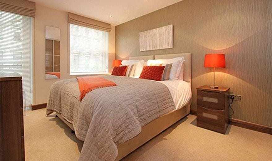 3 bedroom flat, Ennismore Gardens, London SW7 - Available