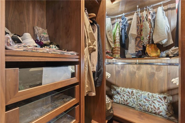 4 bedroom maisonette, Elvaston Place, South Kensington SW7 - Available