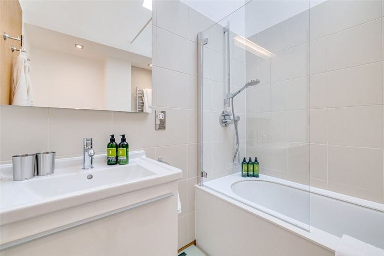 4 bedroom house, Cheval Place, Knightsbridge SW7 - Available