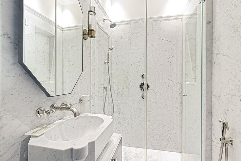 3 bedroom flat, Pont Street, Knightsbridge SW1X - Available