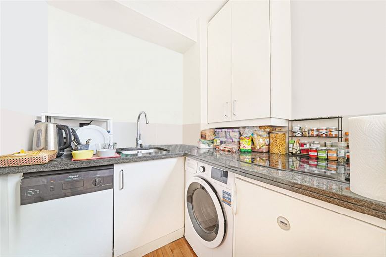 1 bedroom flat, Sloane Avenue, Chelsea SW3 - Available