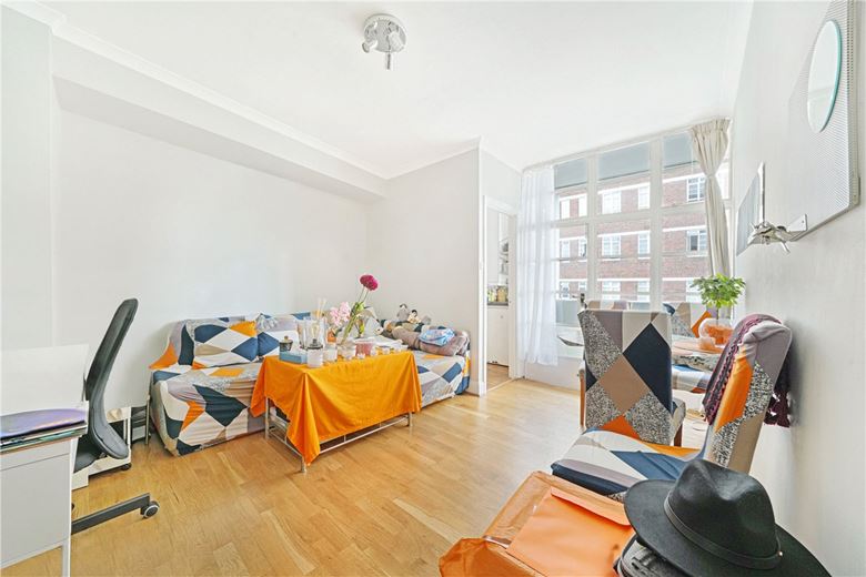 1 bedroom flat, Sloane Avenue, Chelsea SW3 - Available