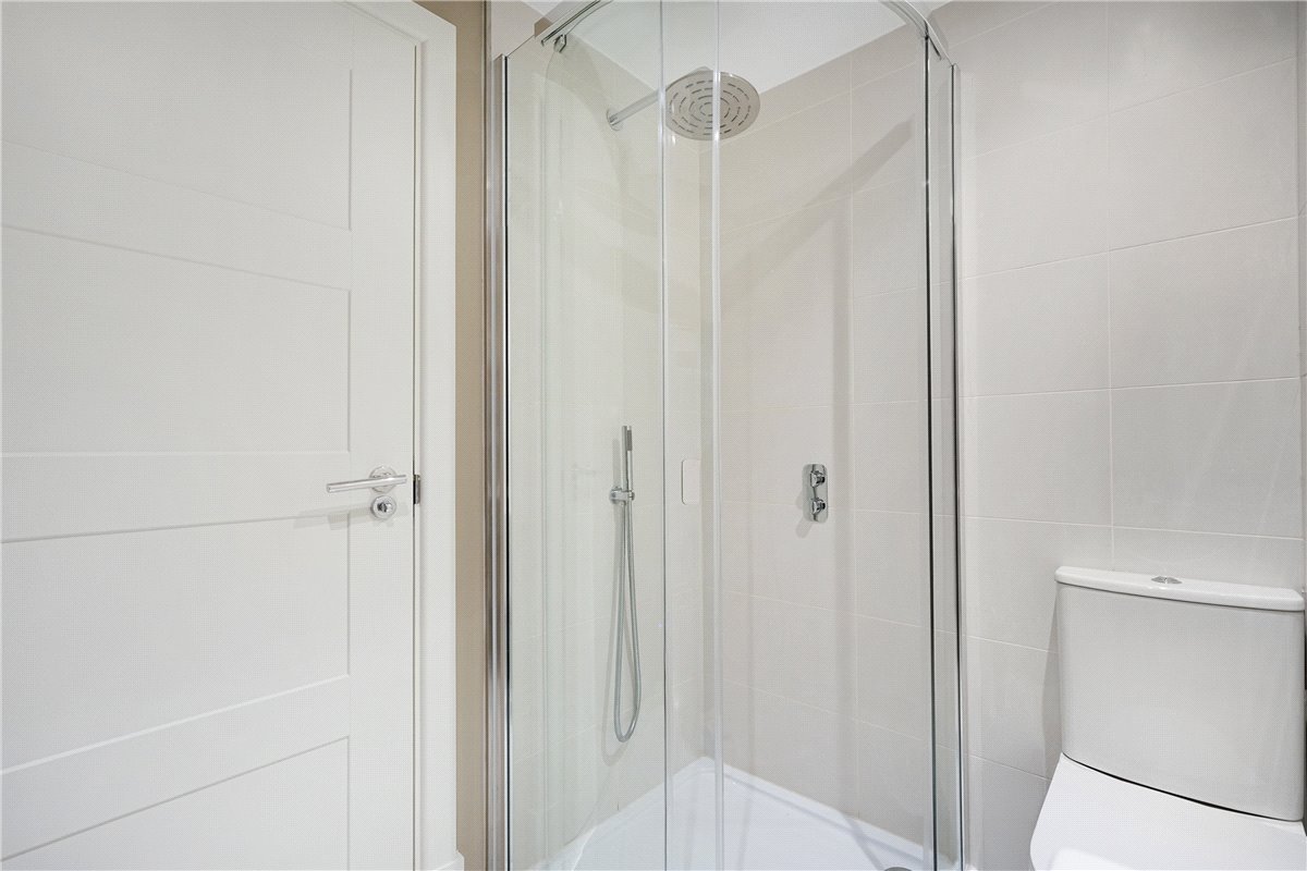 4 bedroom flat, Beaufort Gardens, Knightsbridge SW3 - Let Agreed