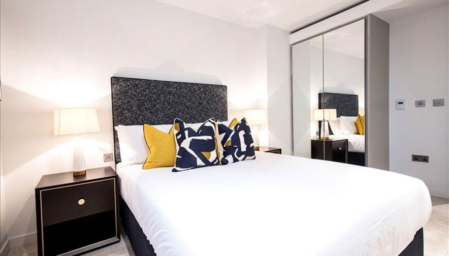 2 bedroom flat, Edgware Road, London W2 - Available