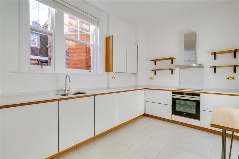 3 bedroom flat, York House Place, Kensington W8 - Available
