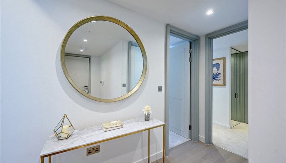 3 bedroom flat, Edgware Road, London W2 - Available