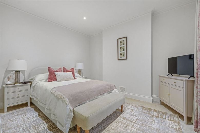 6 bedroom house, Ennismore Gardens, Knightsbridge SW7 - Available