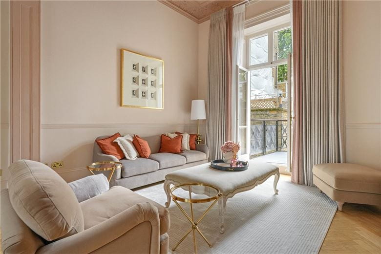 6 bedroom house, Ennismore Gardens, Knightsbridge SW7 - Available