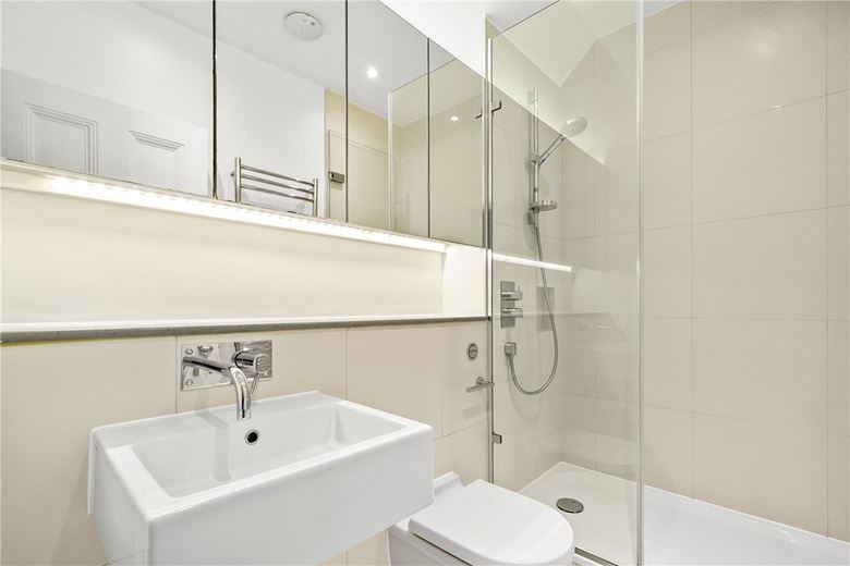 4 bedroom maisonette, Egerton Gardens, Knightsbridge SW3 - Available