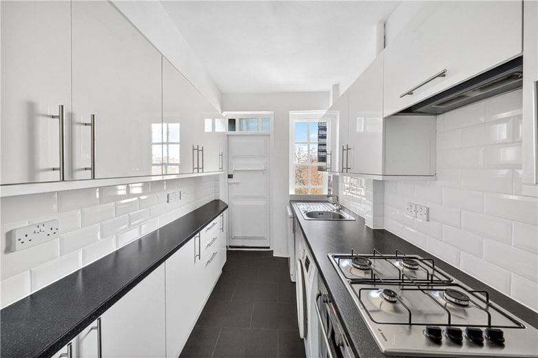 2 bedroom flat, York House, 1 Turks Row SW3 - Available