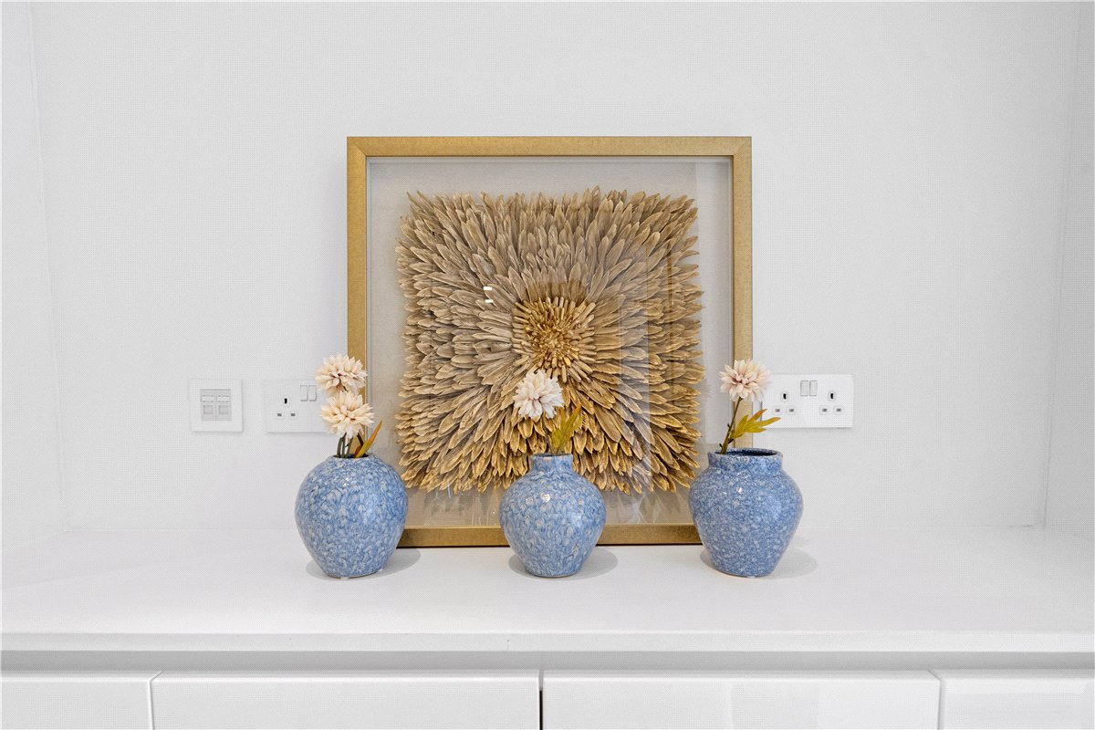 4 bedroom flat, Kingston House South, Ennismore Gardens SW7 - Available