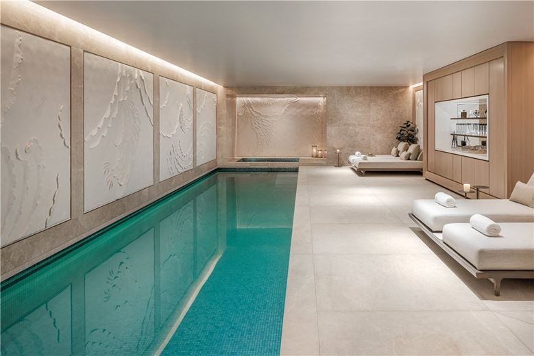 7 bedroom flat, Pont Street, Knightsbridge SW1X - Available