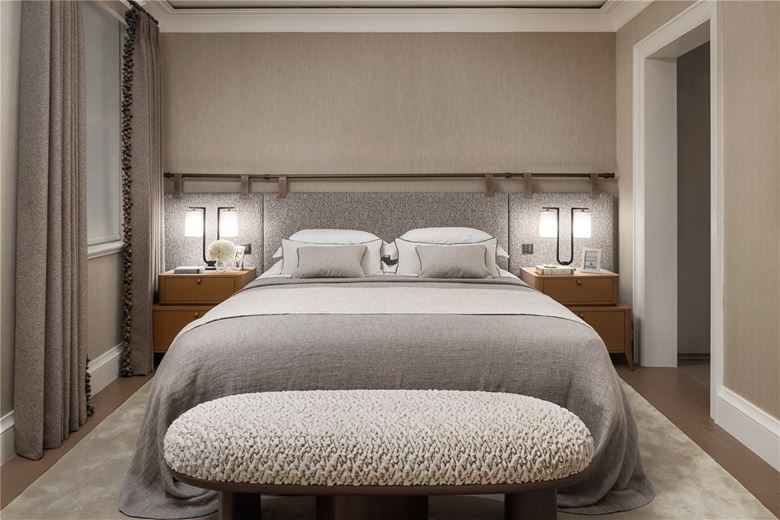 3 bedroom flat, Pont Street, Knightsbridge SW1X - Available