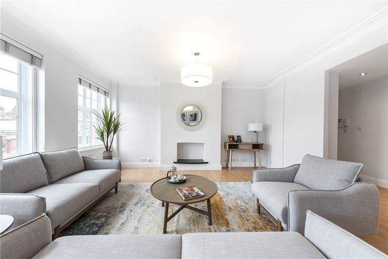 3 bedroom flat, Stafford Court, Kensington High Street W8 - Available