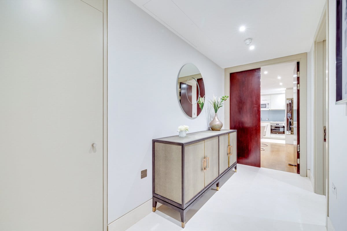 1 bedroom flat, Knightsbridge, Knightsbridge SW7 - Available