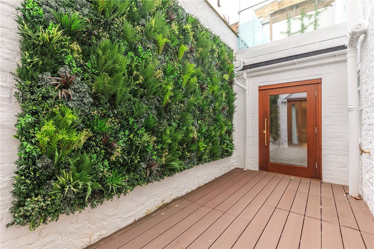 3 bedroom maisonette, Cornwall Gardens, South Kensington SW7 - Available