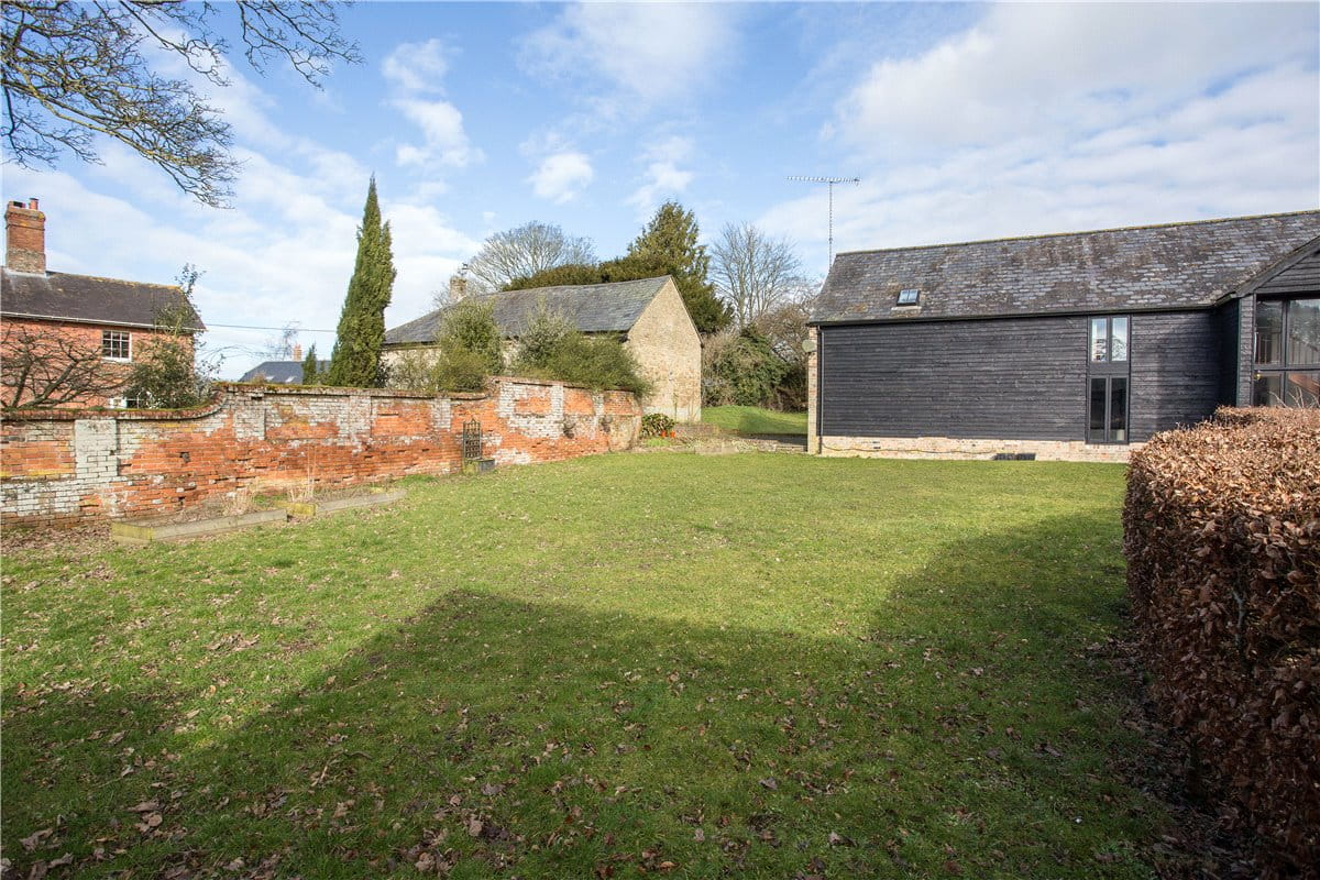 4 bedroom house, Collingbourne Kingston, Brunton SN8 - Available