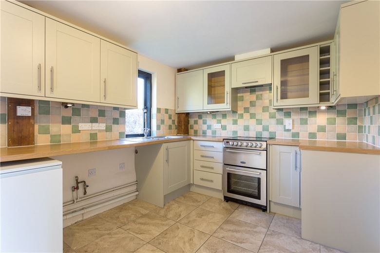 4 bedroom house, Collingbourne Kingston, Brunton SN8 - Available