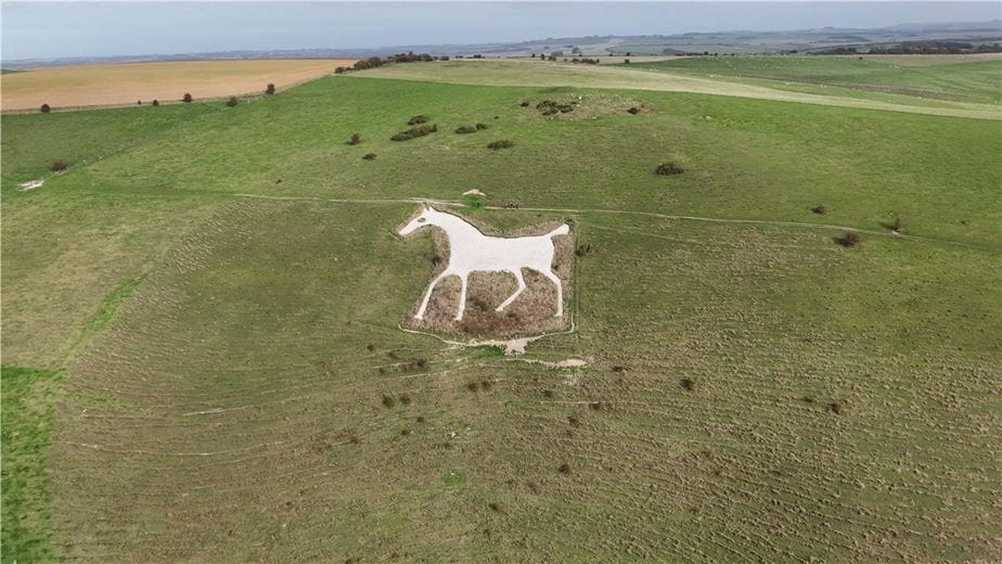 4 bedroom house, All Cannings, Devizes SN10 - Available