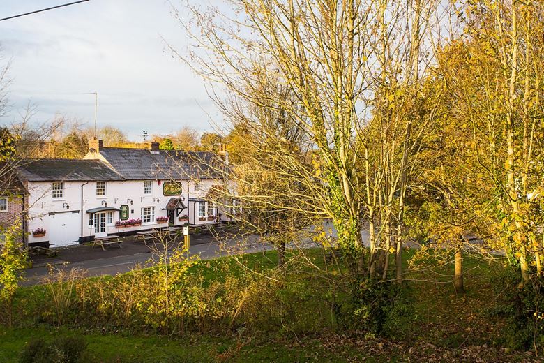 4 bedroom house, Burr Lane, Shalbourne SN8 - Available