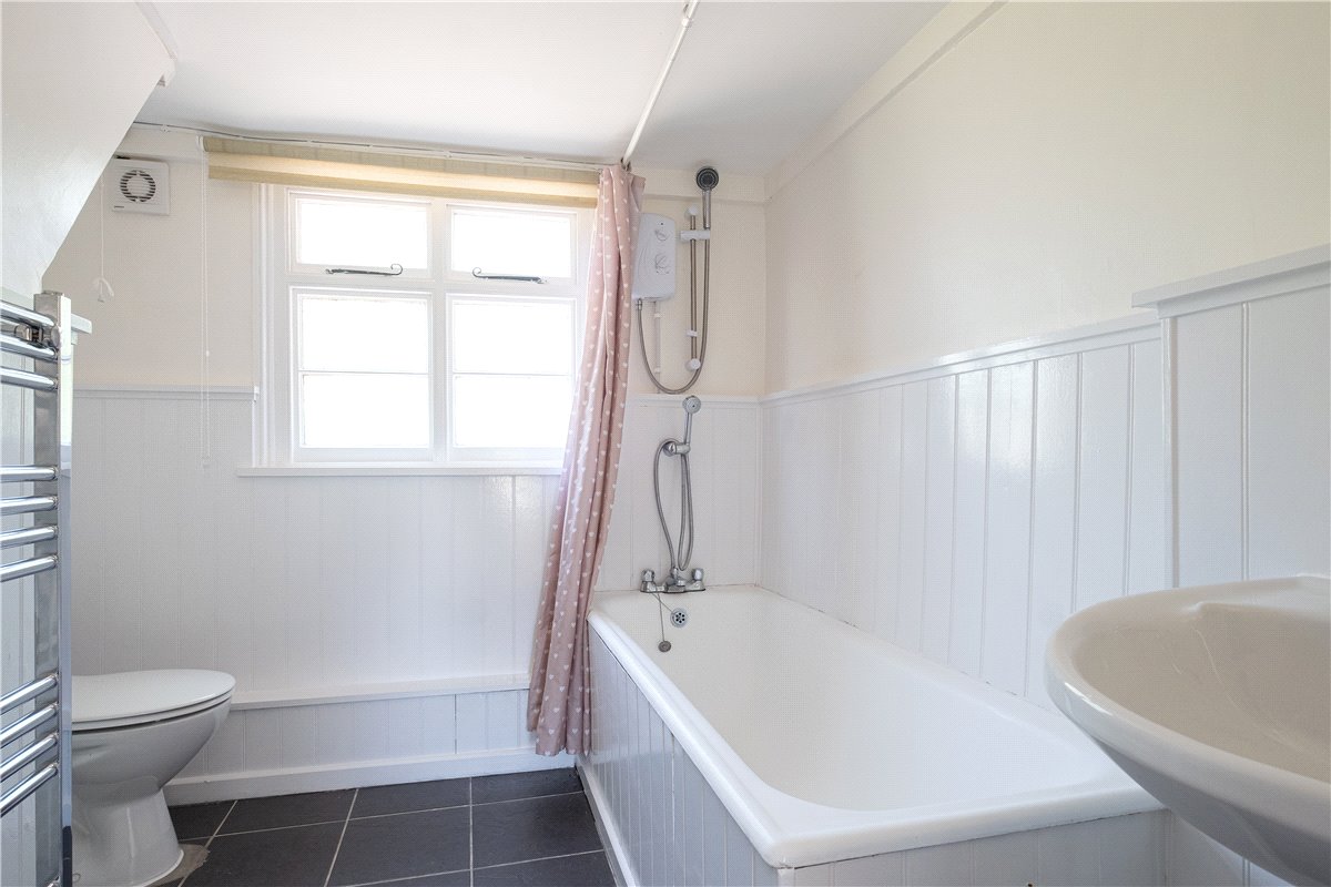 3 bedroom cottage, Church Road, Manningford Bruce SN9 - Let Agreed