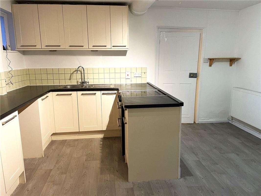 3 bedroom cottage, Church Road, Manningford Bruce SN9 - Let Agreed