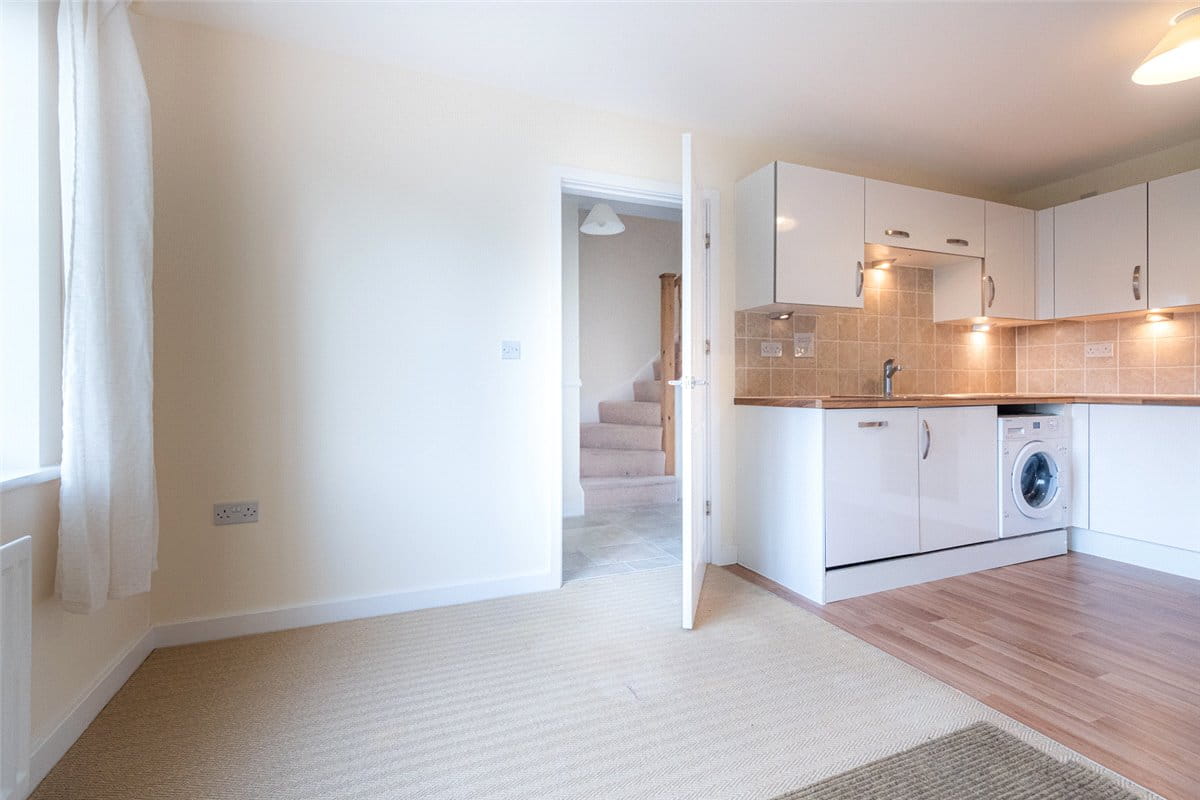 4 bedroom house, Marlborough, Wiltshire SN8 - Available