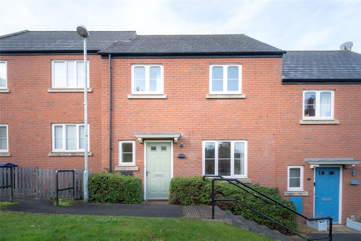 4 bedroom house, Marlborough, Wiltshire SN8 - Available